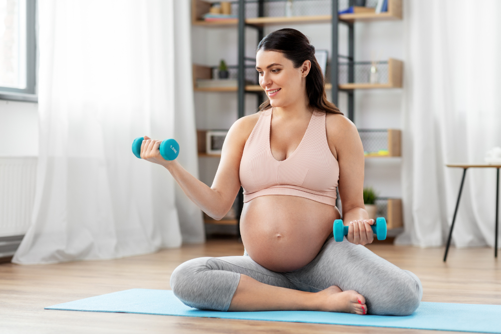 3 chaînes Youtube pour des séances de sport prénatal